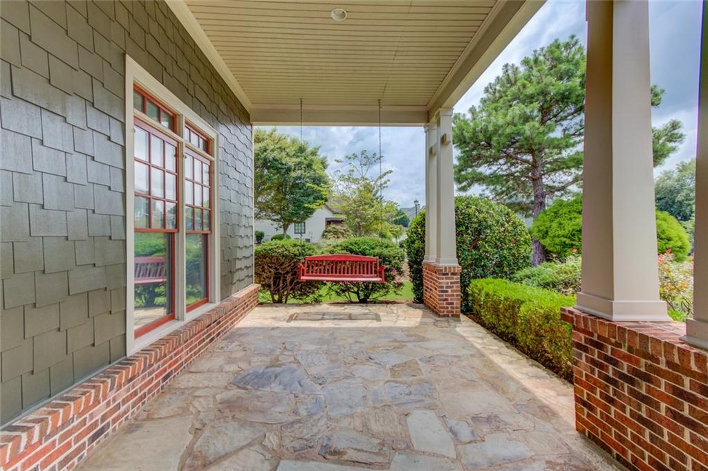 2843 White Azalea Street