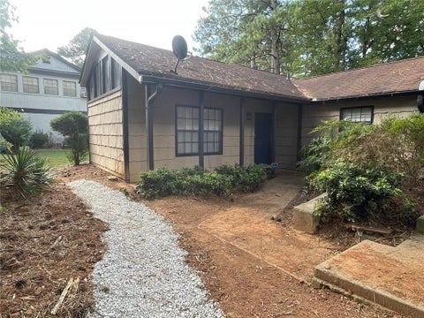 Condo For Rent - 1457 Stone Mill Trace Trace<br/> Stone Mountain, GA 30083