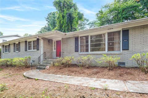 Homes For Rent - 1973 Desmond Drive<br/> Decatur, GA 30033