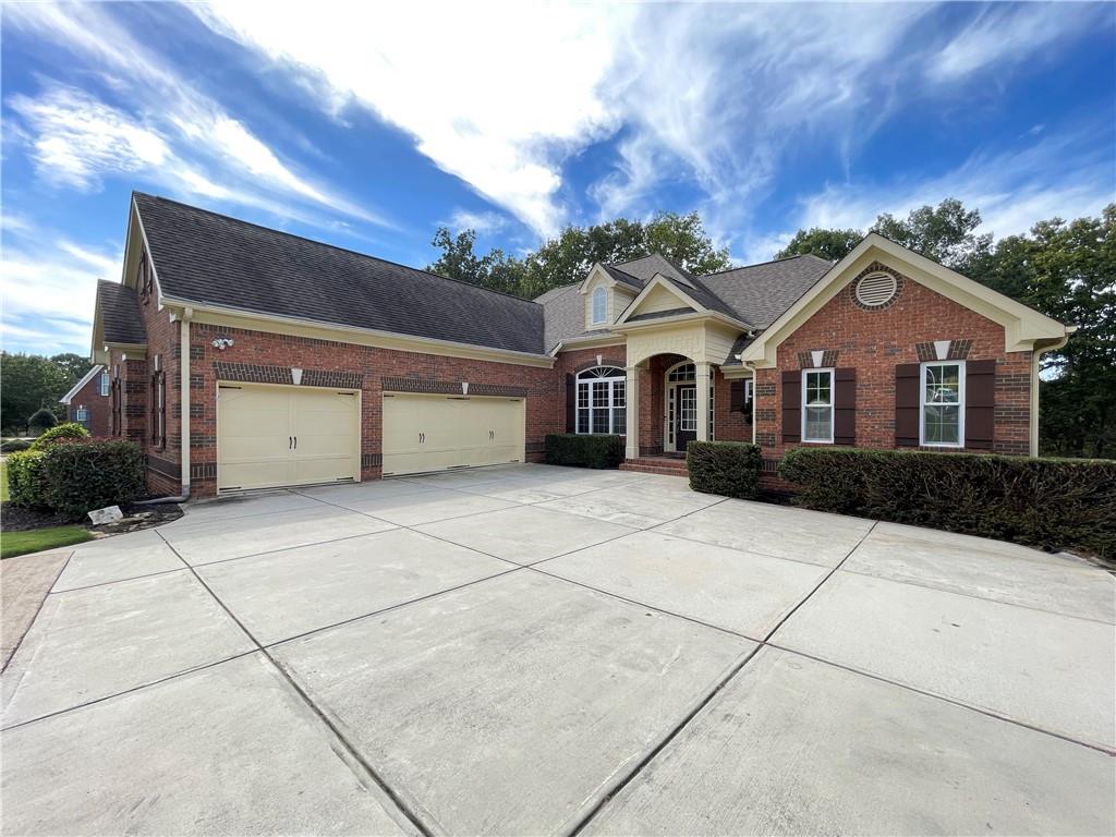 3498 Hickory Lake Drive
