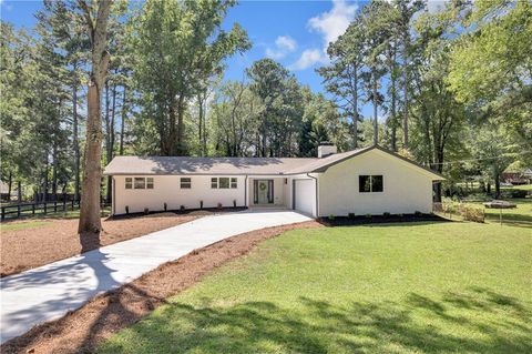 Photo of 2106 Blaylock Drive, Marietta, GA 30062 (MLS # 7645303)