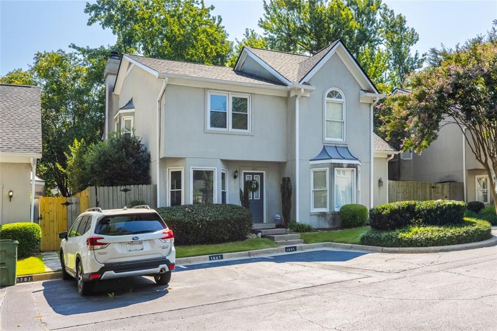 1601 Defoors Landing NW