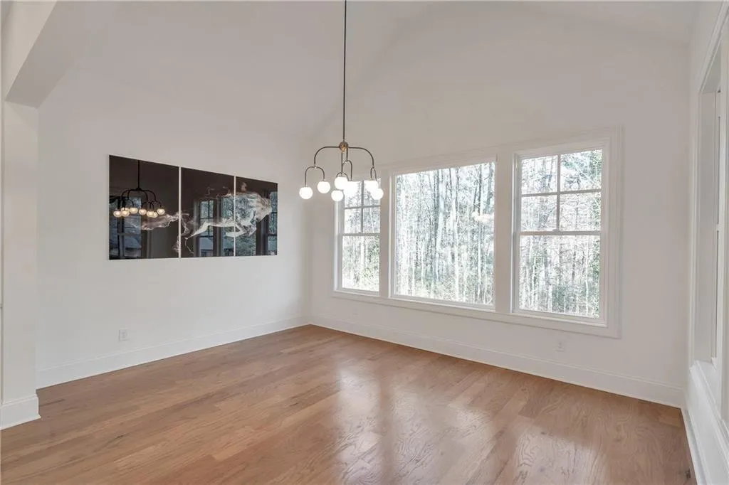 Dunwoody, Georgia 30338, United States, 6 Bedrooms Bedrooms, ,6 BathroomsBathrooms,Residential,Active,80812