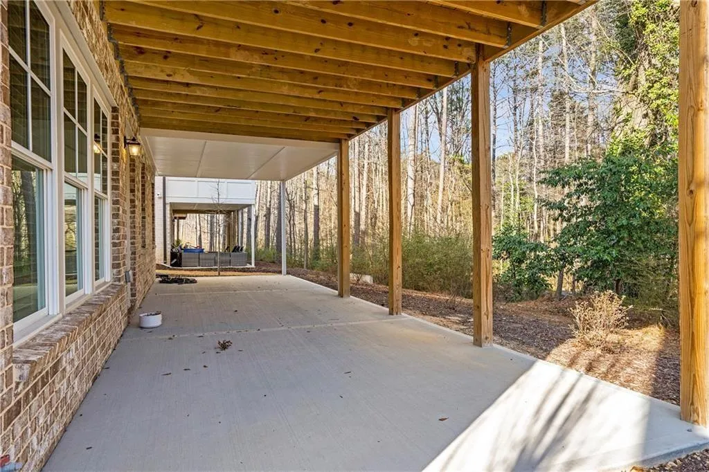 Dunwoody, Georgia 30338, United States, 6 Bedrooms Bedrooms, ,6 BathroomsBathrooms,Residential,Active,80812