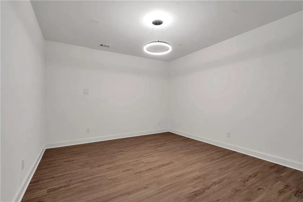 Dunwoody, Georgia 30338, United States, 6 Bedrooms Bedrooms, ,6 BathroomsBathrooms,Residential,Active,80812