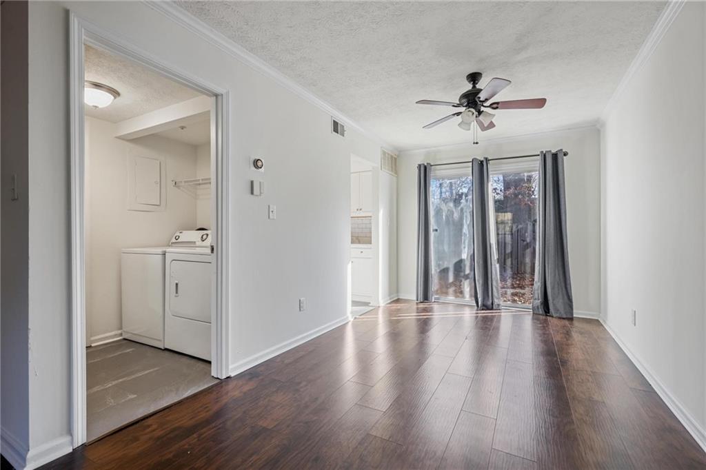 1077 New Haven Drive SW