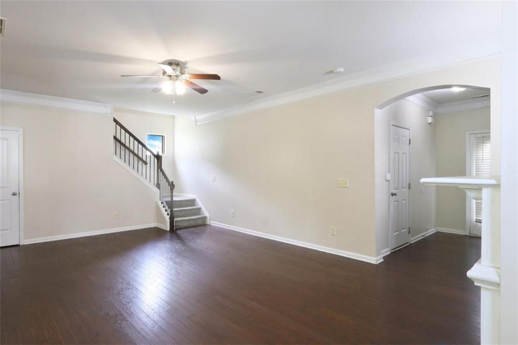 315 Lakeside Lane, Woodstock, Georgia image 3