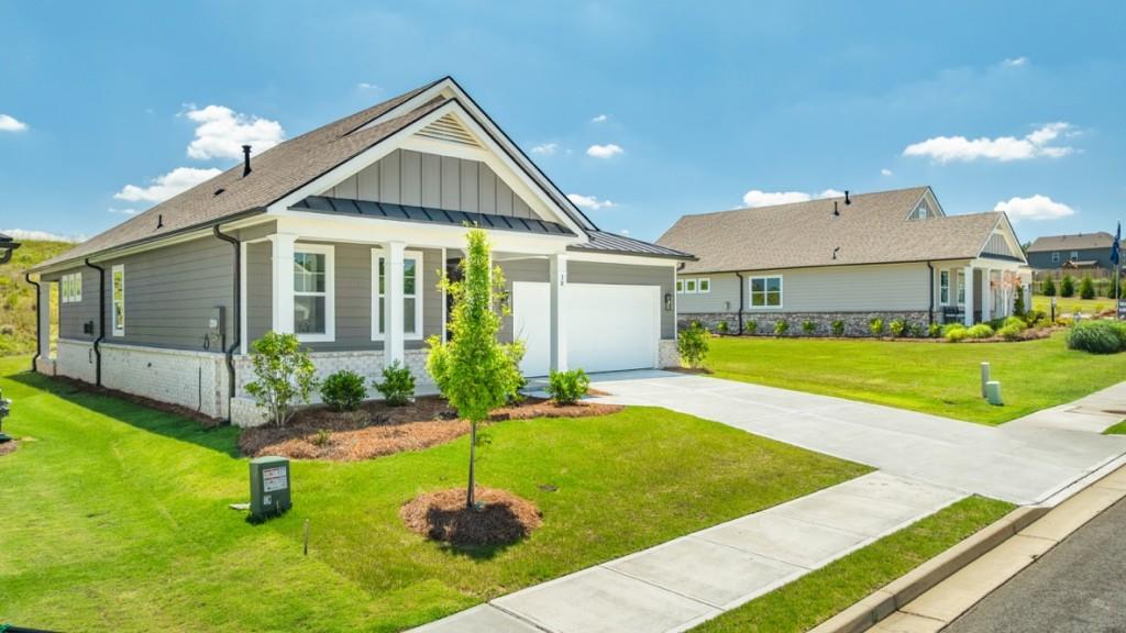 38 Lakeview Point