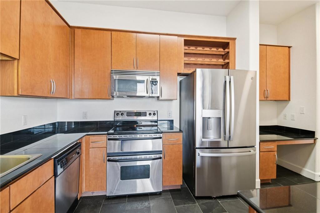Paramount Building - Residential