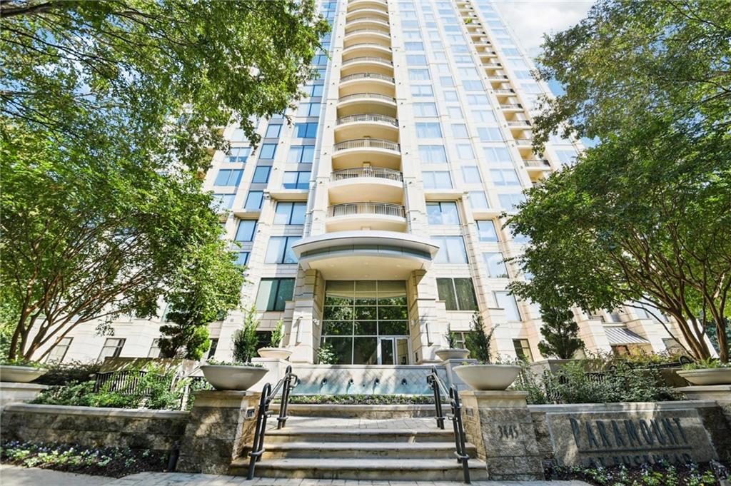 Paramount Building - Residential