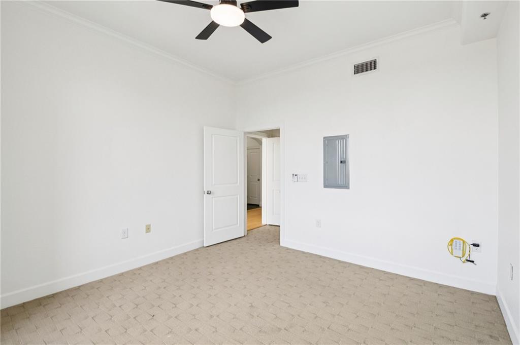 Paramount Building - Residential