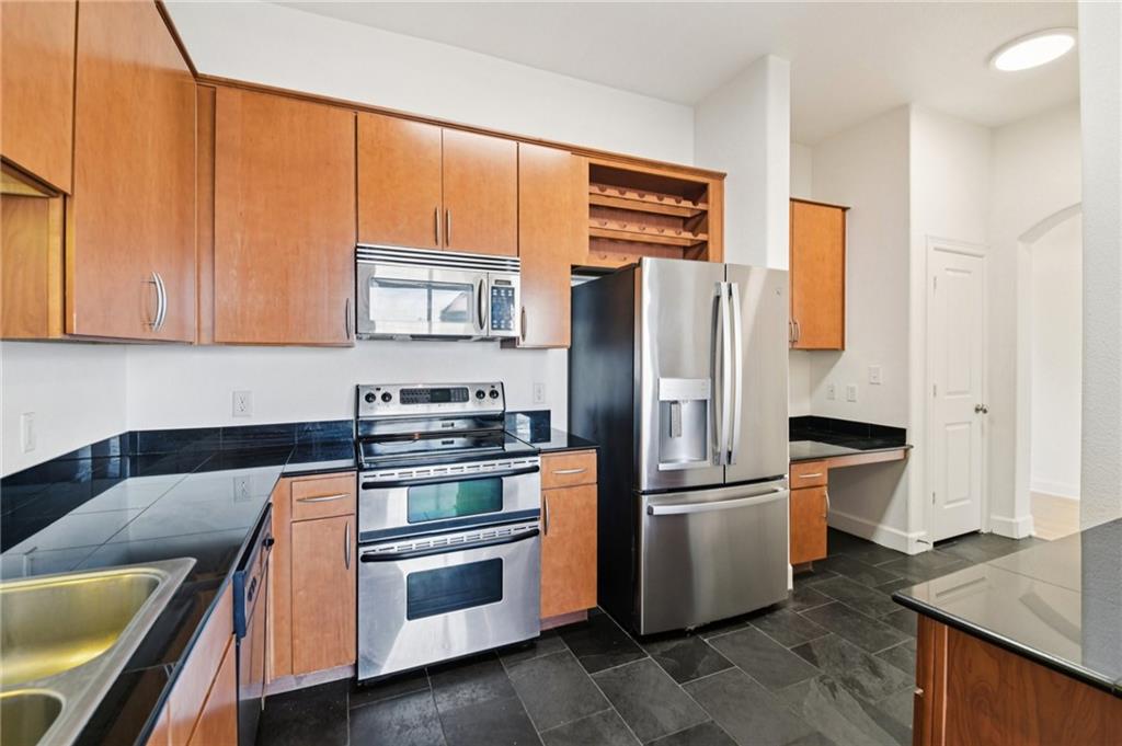 Paramount Building - Residential