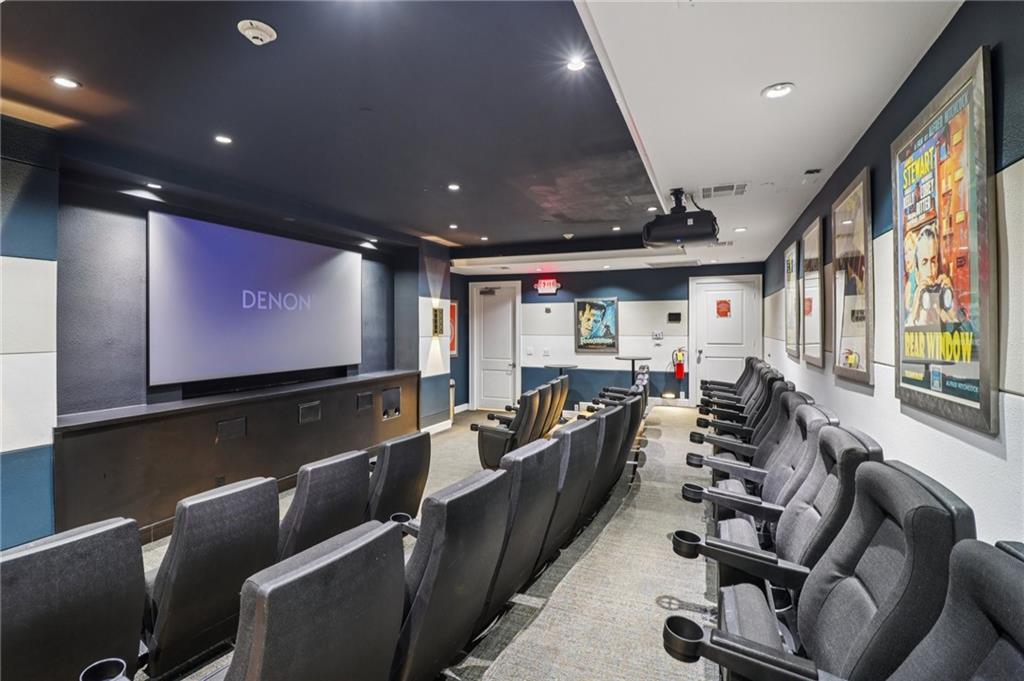 Paramount Building - Residential