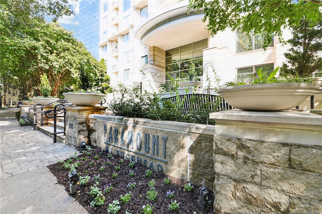 Paramount Building - Residential