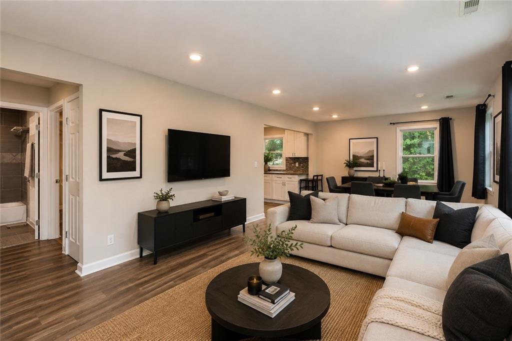 90 Whitaker Circle NW