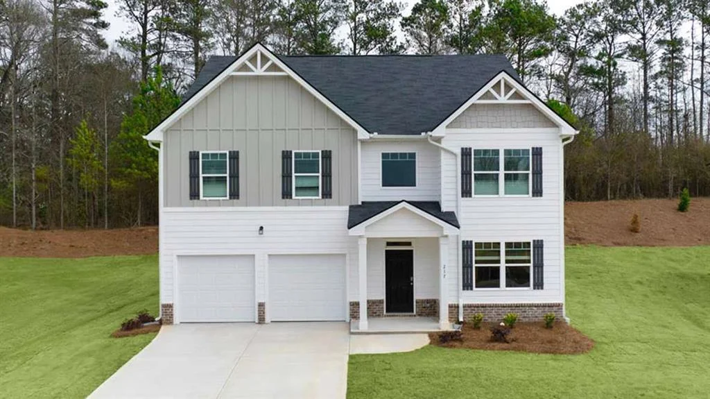 204 Friendship Oak Way