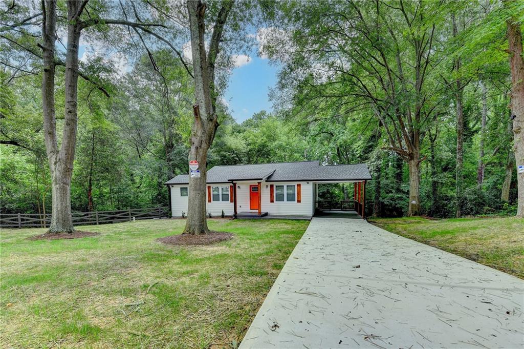 737 Bolton Road NW