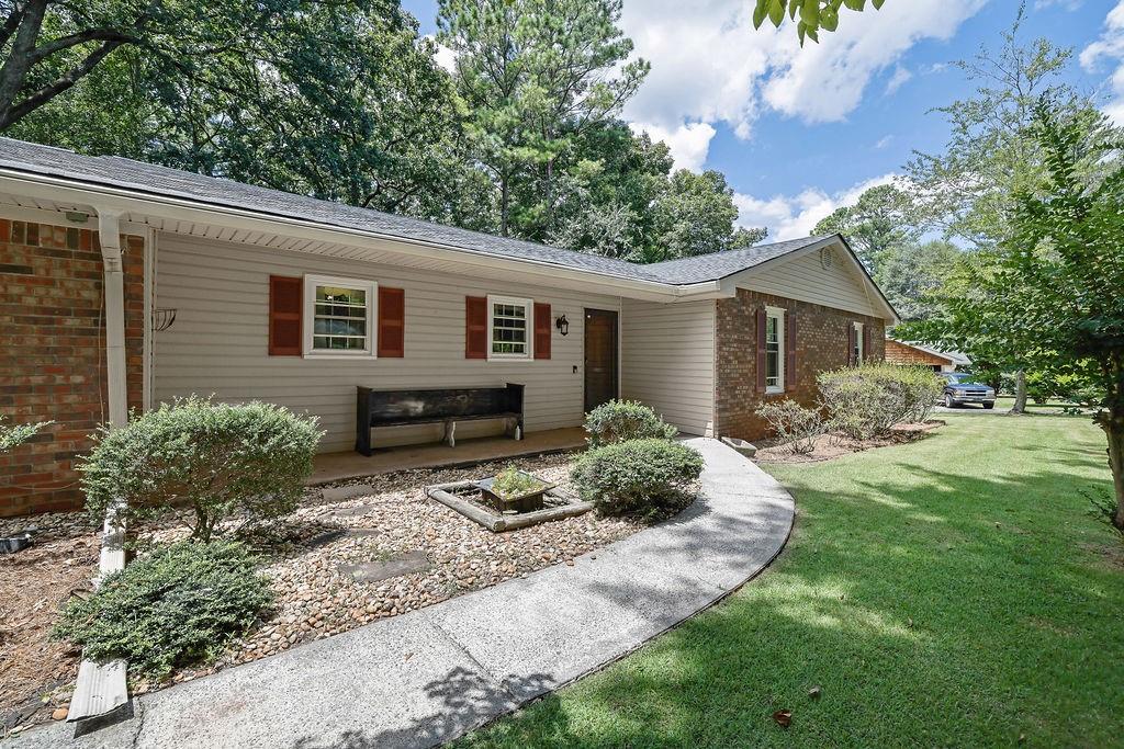 1410 Dallas Circle SW