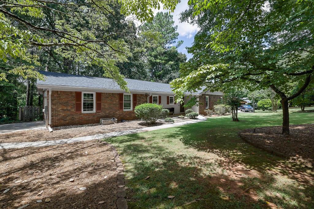 1410 Dallas Circle SW