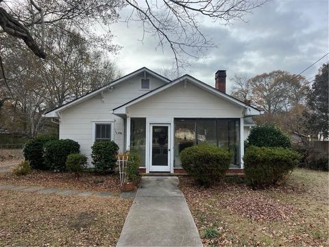 A home in Smyrna