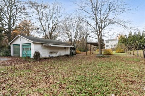 A home in Smyrna