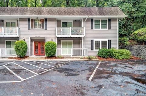 3142 Reeves Street SE Smyrna GA 30080