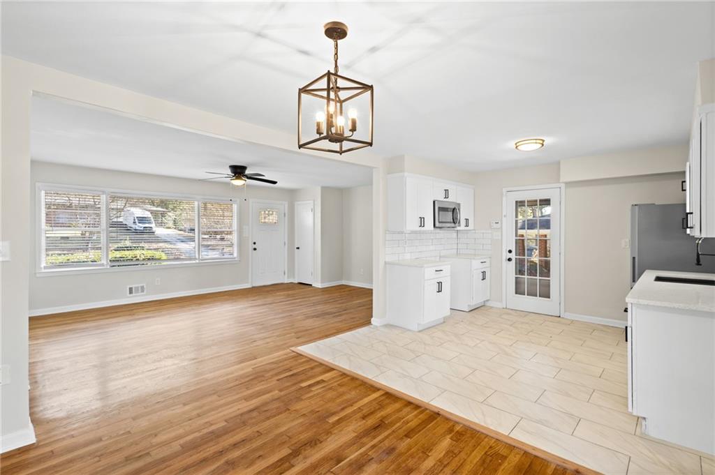 3110 Rollingwood Lane SE