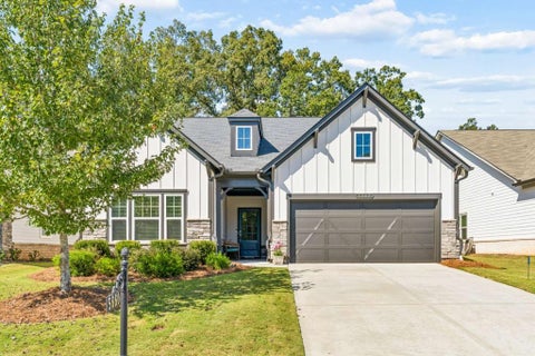 Homes For Sale - 5660 Bergeson Way<br/> Cumming, GA 30028