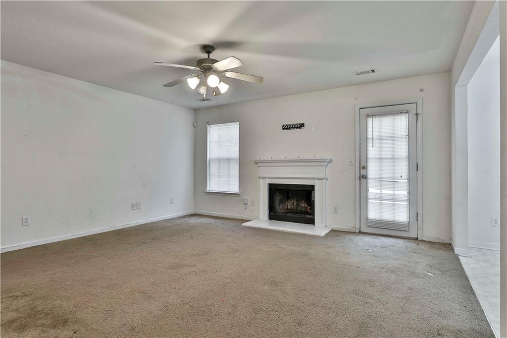 4607 Ravenwood Loop, Union City, Georgia image 6