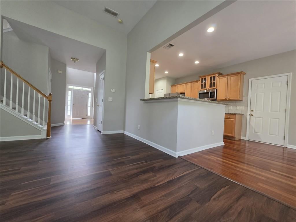 1712 Hillside Bend Crossing
