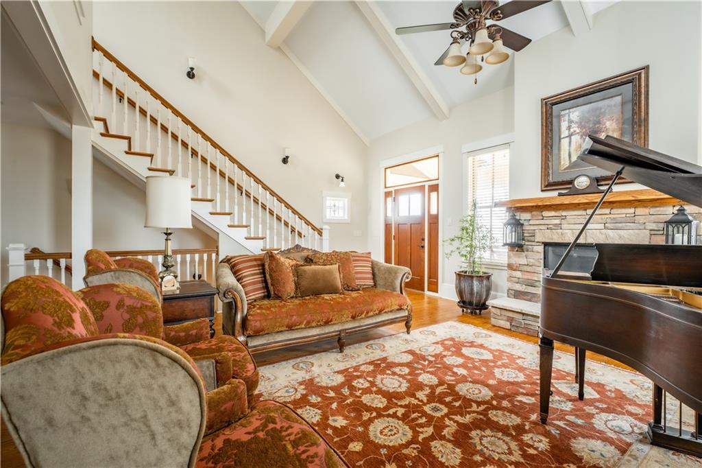 227 Sky View Court