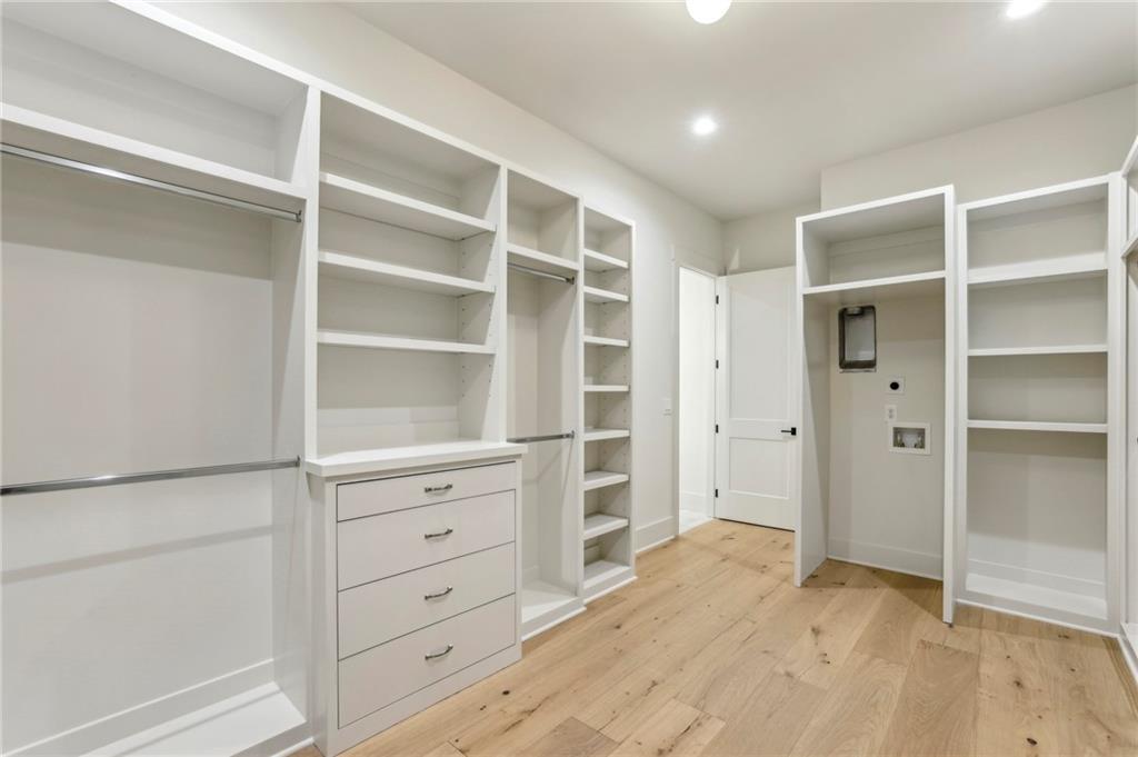 372 Karen Drive, Alpharetta, Georgia image 28