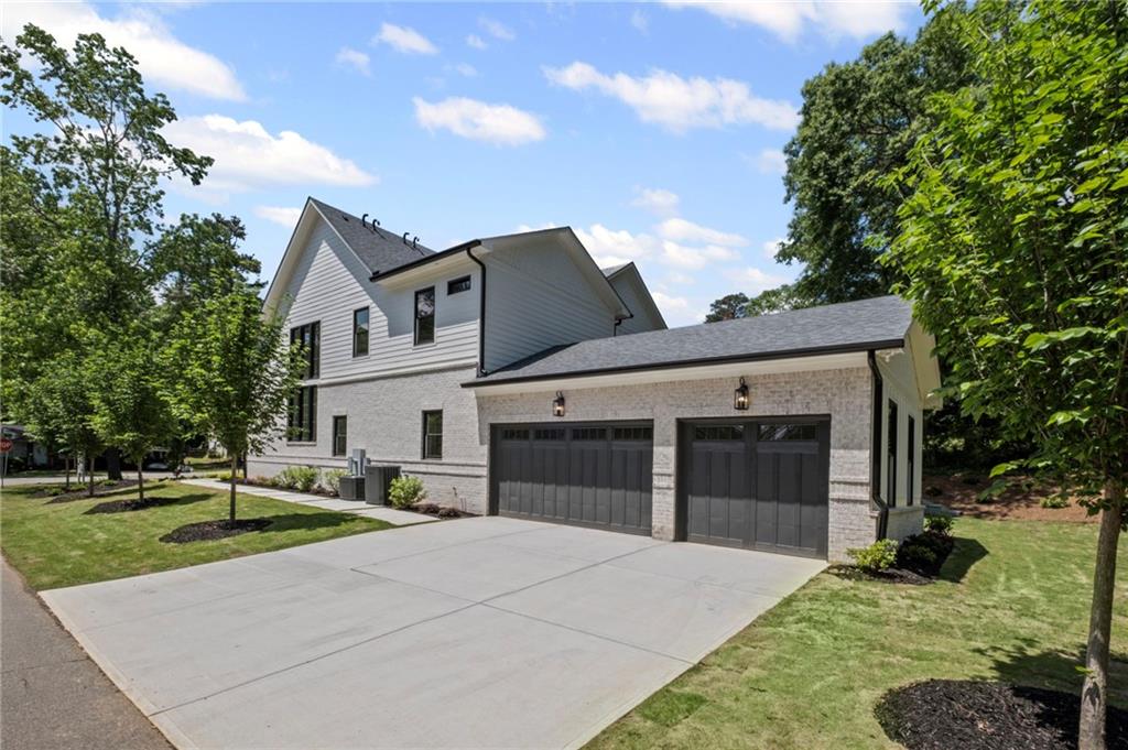 372 Karen Drive, Alpharetta, Georgia image 46