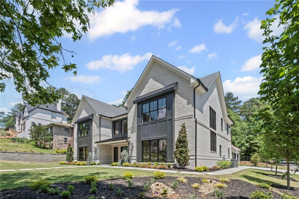 372 Karen Drive, Alpharetta, Georgia image 3
