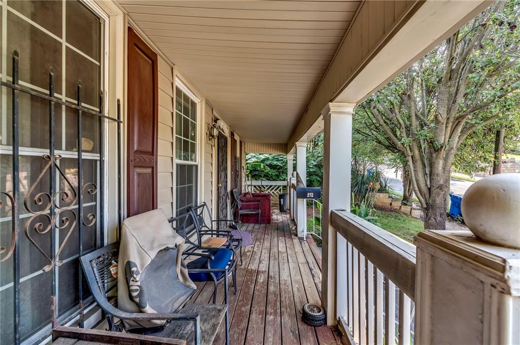 212 Little Street SE