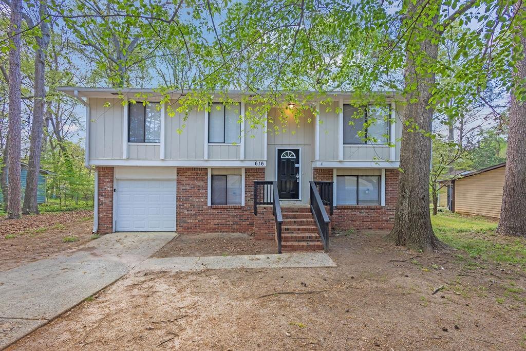 616 Country Lane Drive, Jonesboro, Georgia image 1