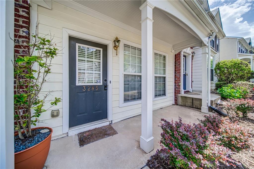 3285 Hidden Cove Circle
