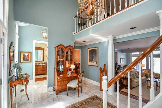 2901 Club Place