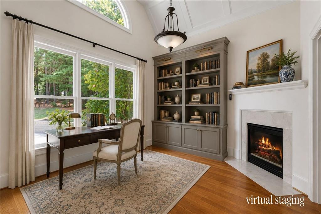 2373 Bronze Oak Lane