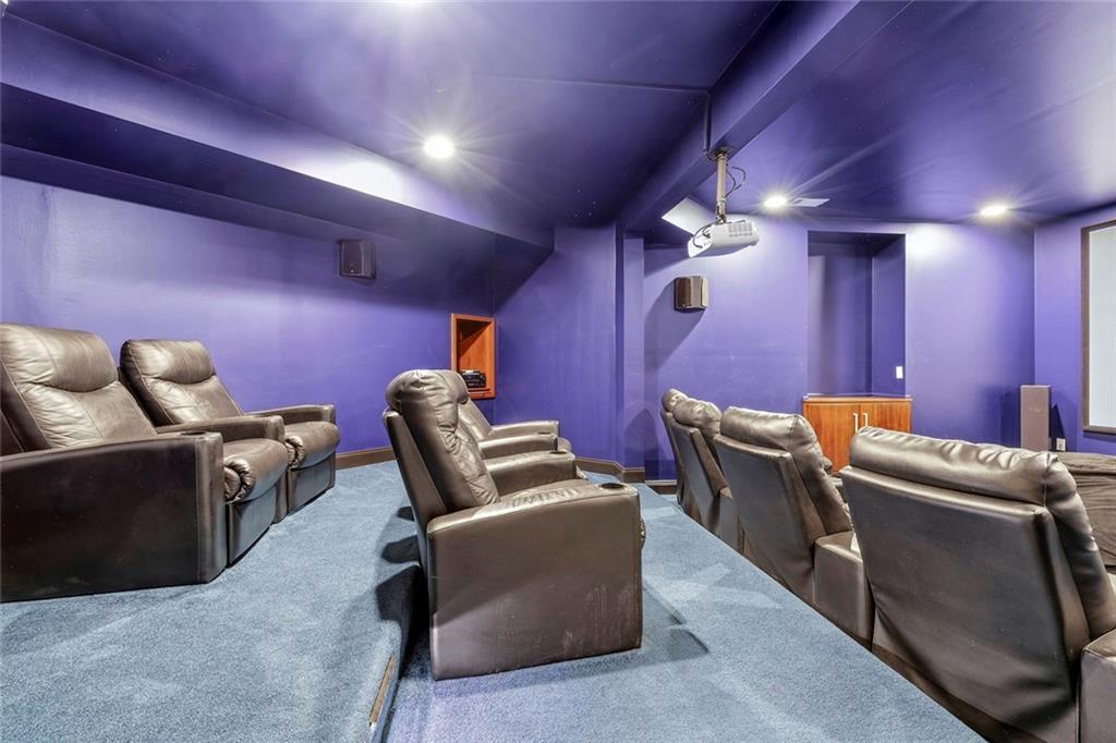 2373 Bronze Oak Lane