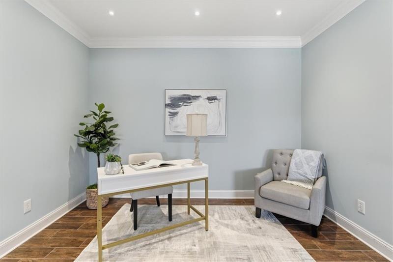 200 Renaissance Parkway NE 304