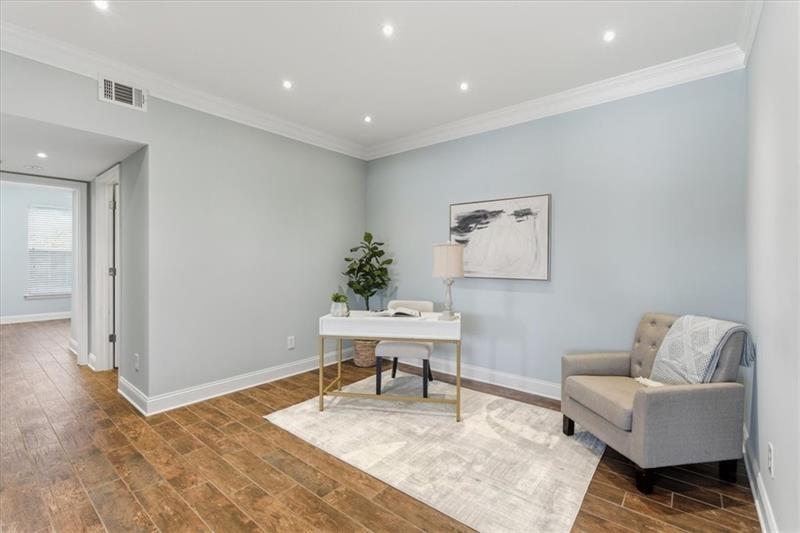 200 Renaissance Parkway NE 304