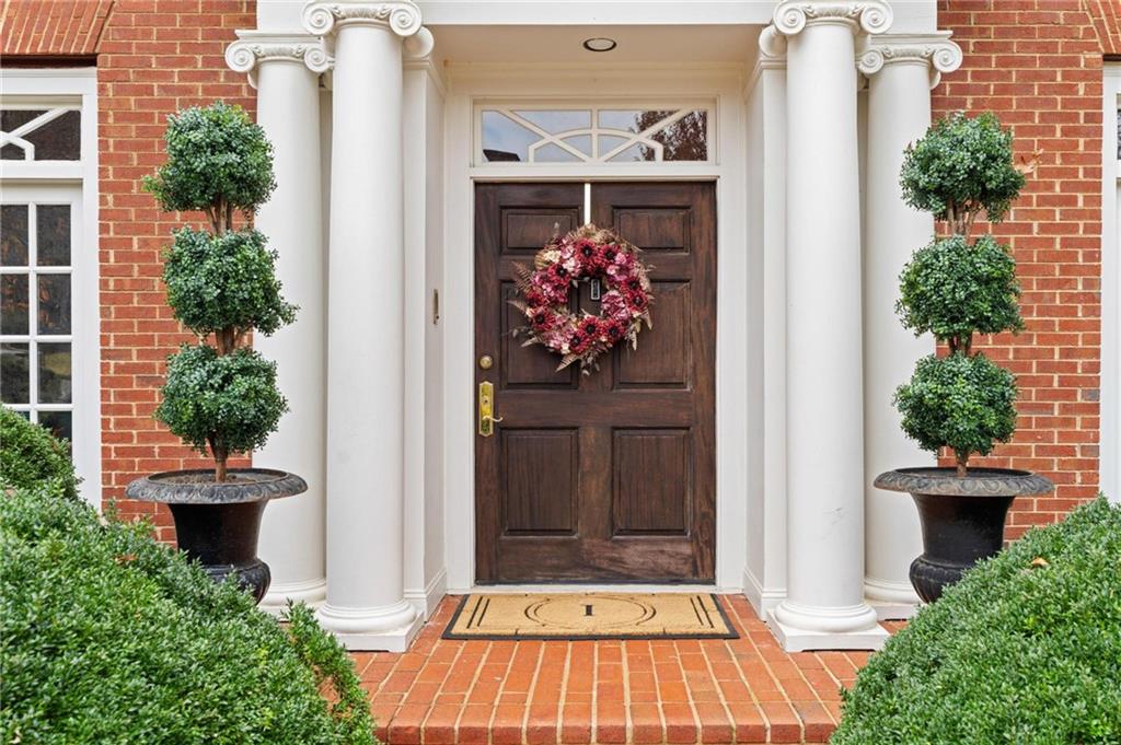 1390 Wesley Circle NW