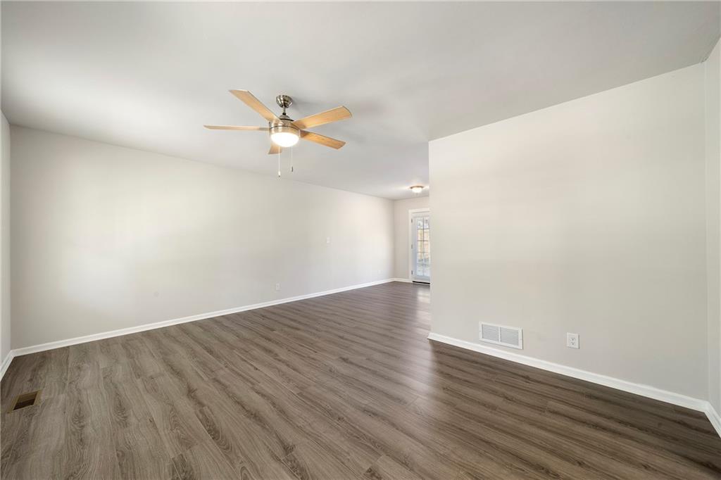 OVERBROOK - Residential Lease