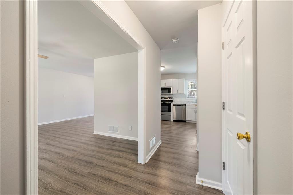 OVERBROOK - Residential Lease