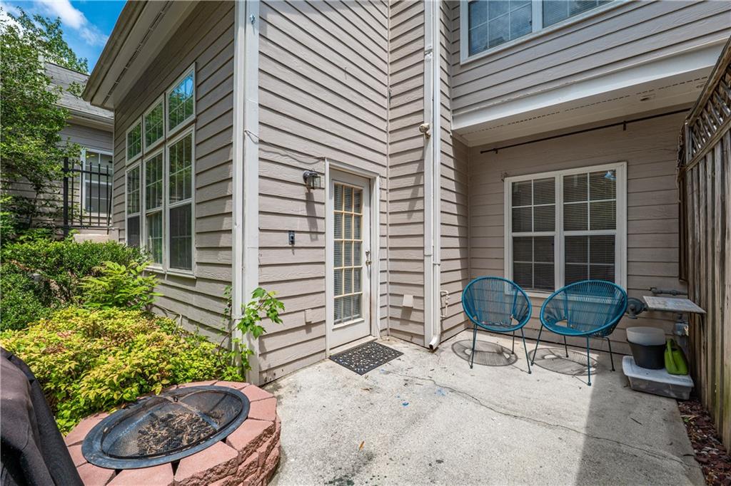 53 Hammock Place SE