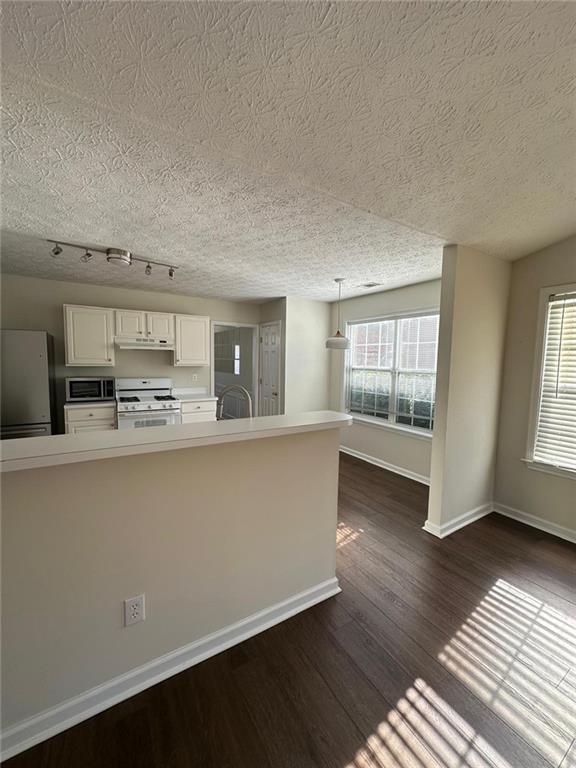 Bellestone - Residential Lease