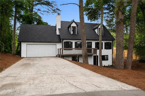 Homes For Sale - 4908 Sunrise Way<br/> Gainesville, GA 30504