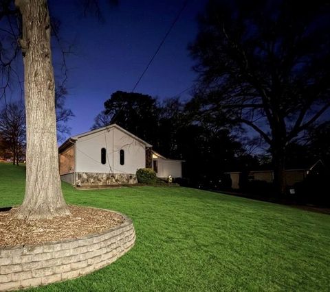 2966 Riviera Drive NW Conyers GA 30012