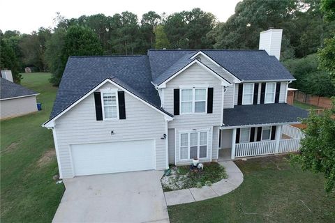 A home in Dacula